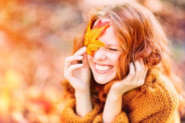 Skóra, włosy i paznokcie – jak o nie dbać jesienią?